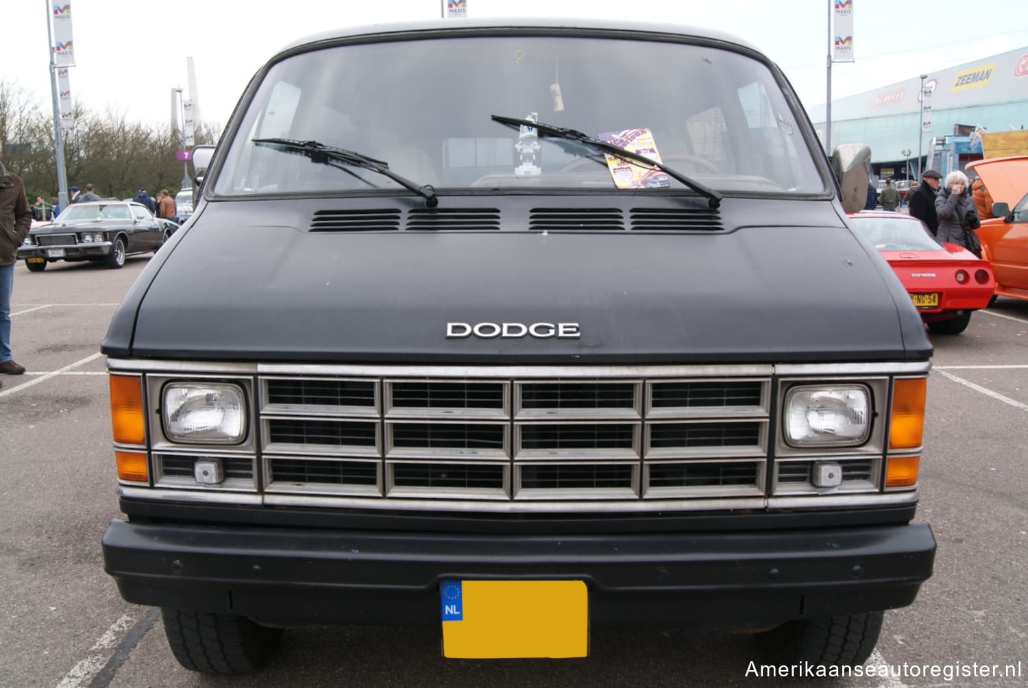 Dodge Ram Van uit 1986